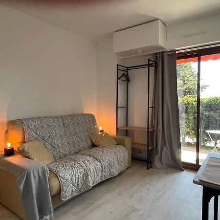 Charmant Studio Avec Terrasse Et Parking A 旺斯 外观 照片